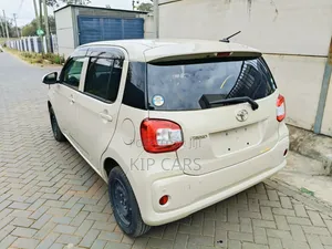 Toyota Passo 1.0 FWD 2019 Ivory