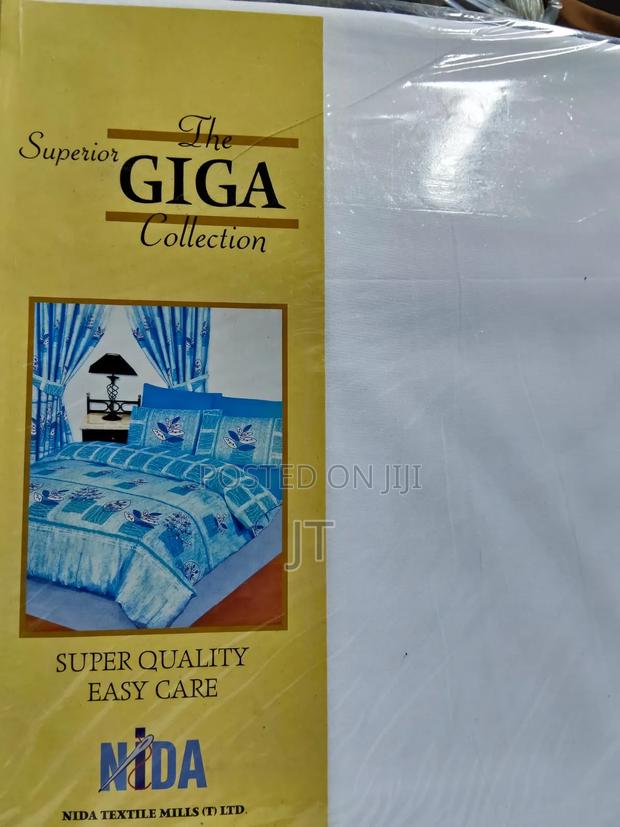 Pure White Plain Bedsheet (Size 5×6) - thumbnail 2