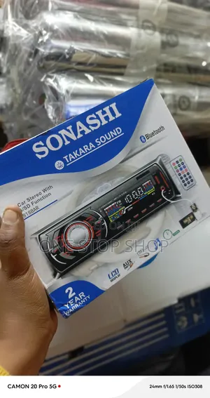 Sonashi Wireless Bluetooth Car FM Tuner With Clear LCD Digital Display