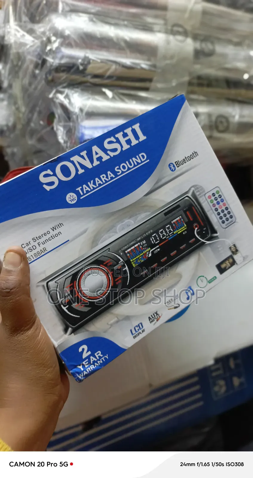 Sonashi Wireless Bluetooth Car FM Tuner With Clear LCD Digital Display
