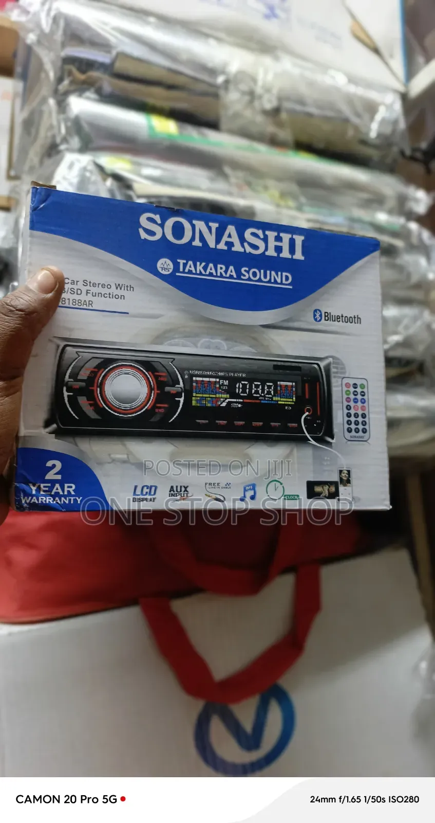Sonashi Wireless Bluetooth Car FM Tuner With Clear LCD Digital Display