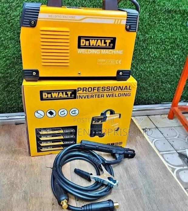 DeWalt 500 Amps Welding Machine/DeWalt I
