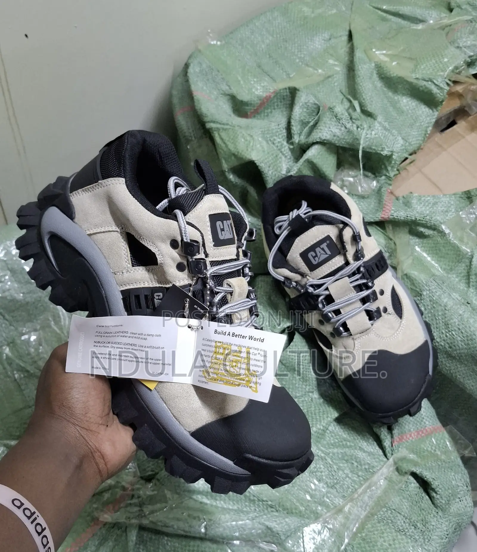 Caterpillar Low Cut Rugged Boots