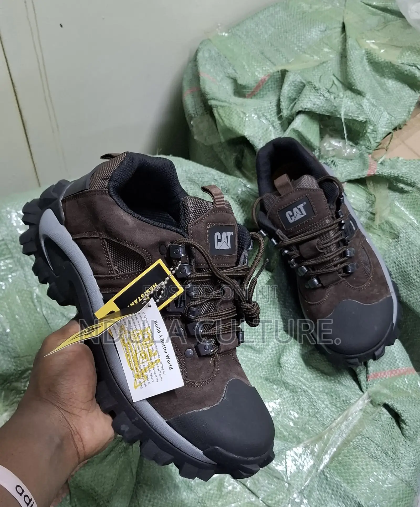 Caterpillar Low Cut Rugged Boots