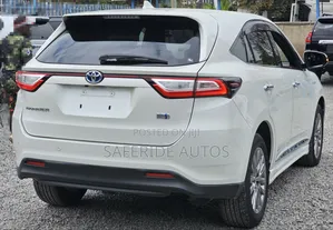 Toyota Harrier 2.5 Hybrid 4WD 2019 White