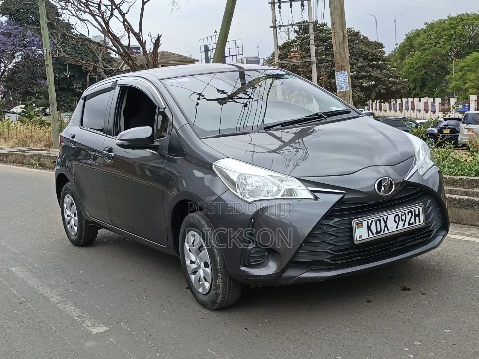 Toyota Vitz 1.0 FWD 5dr 2019 Gray
