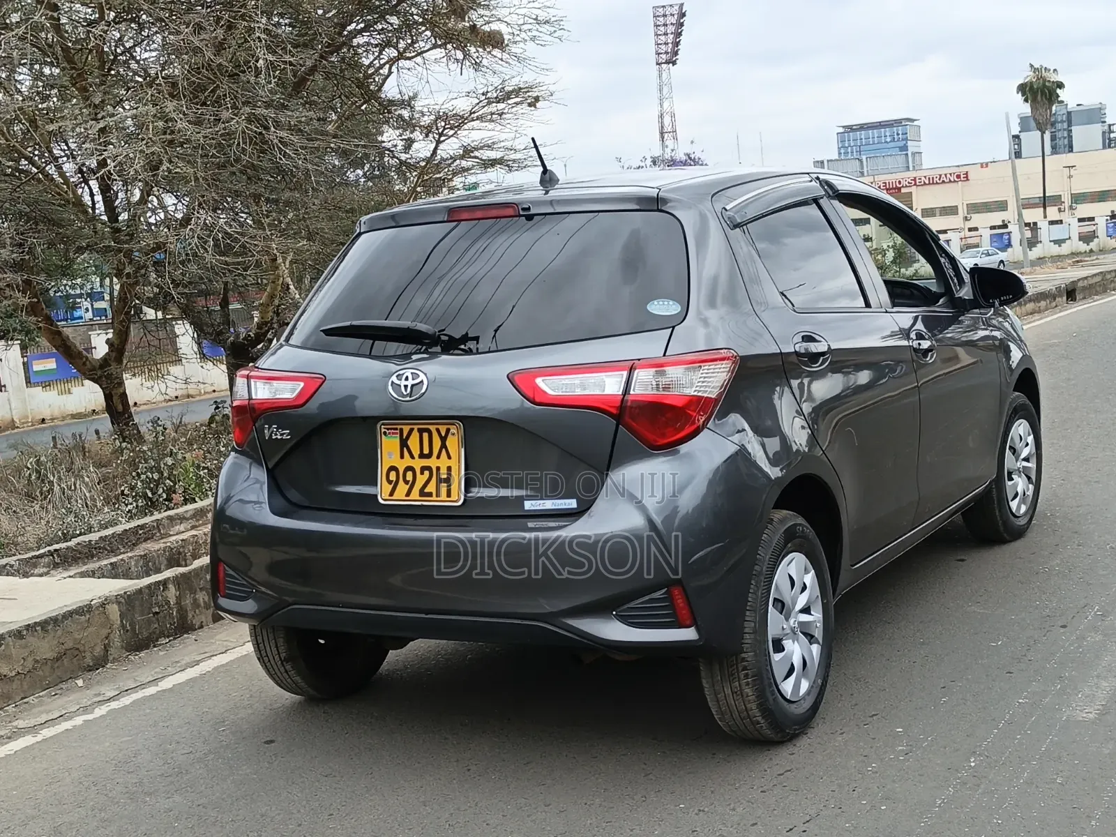 Toyota Vitz 1.0 FWD 5dr 2019 Gray