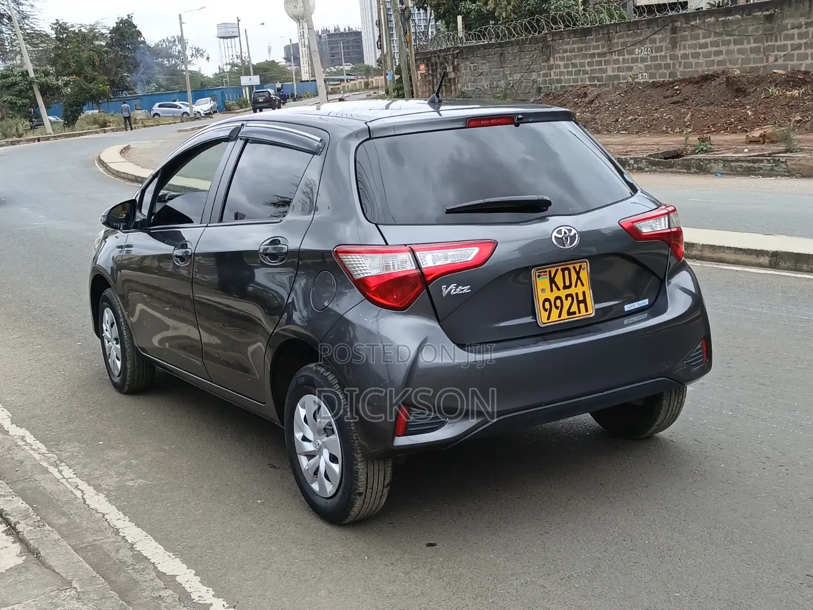 Toyota Vitz 1.0 FWD 5dr 2019 Gray