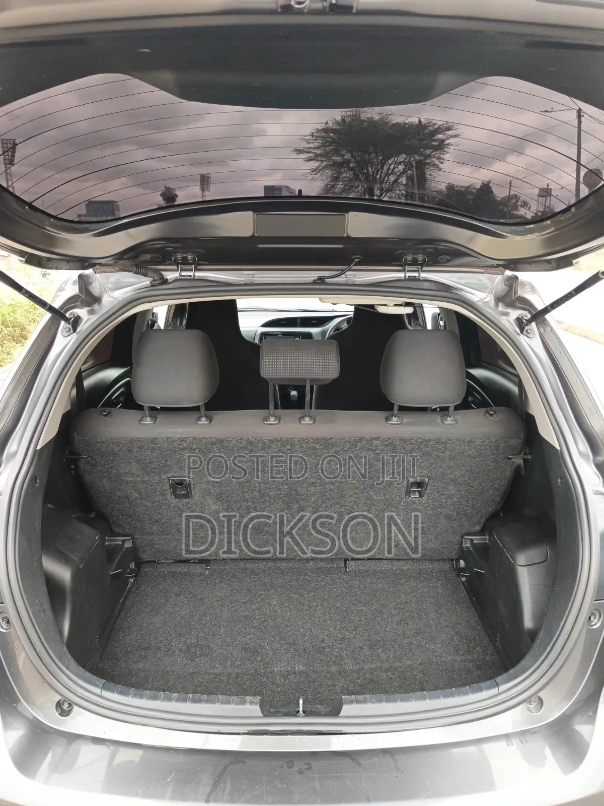 Toyota Vitz 1.0 FWD 5dr 2019 Gray