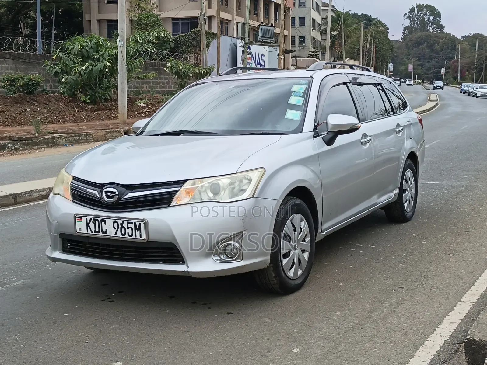 Toyota Corolla Fielder 2012 Silver