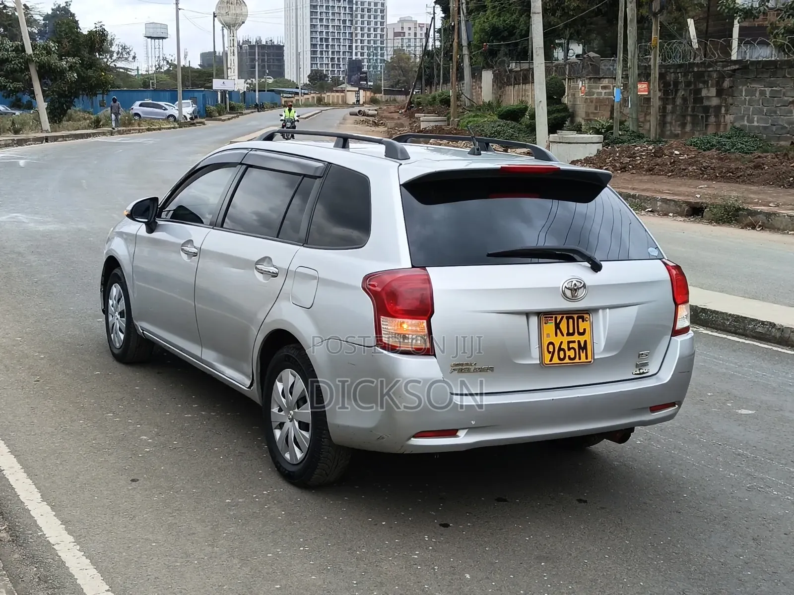 Toyota Corolla Fielder 2012 Silver