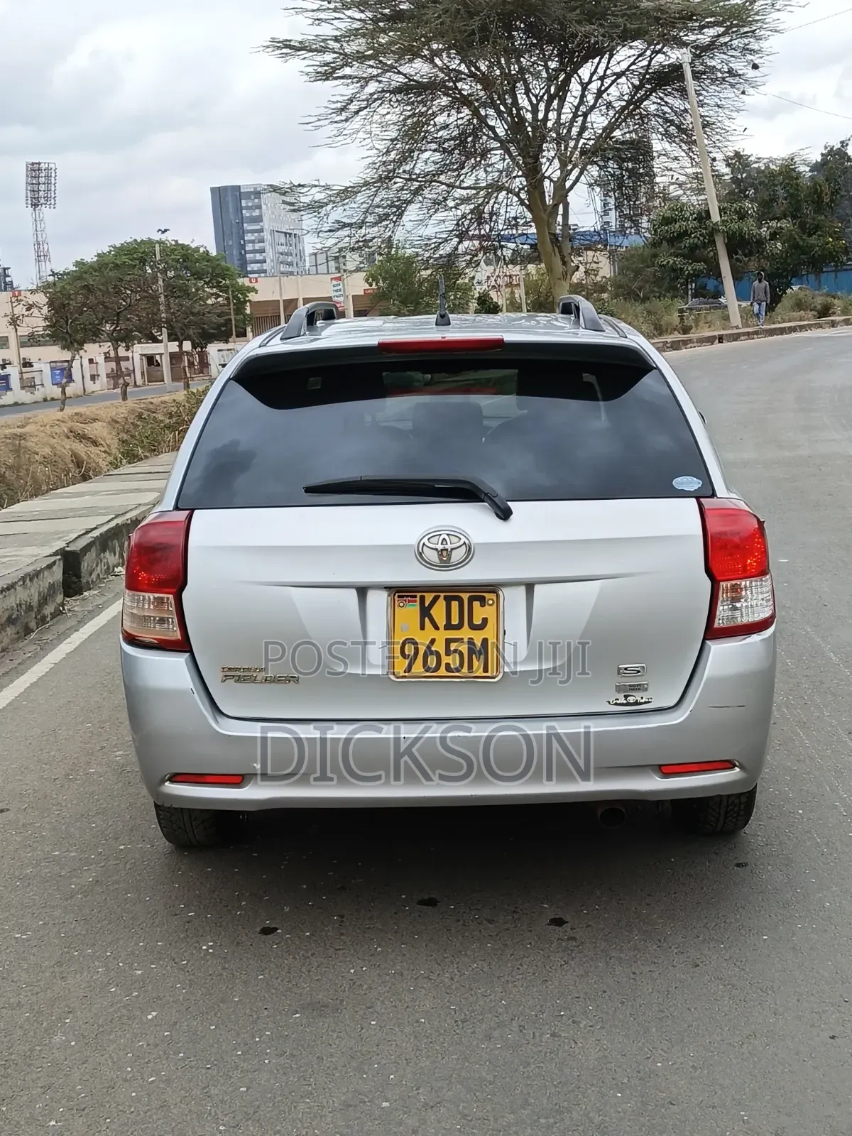 Toyota Corolla Fielder 2012 Silver