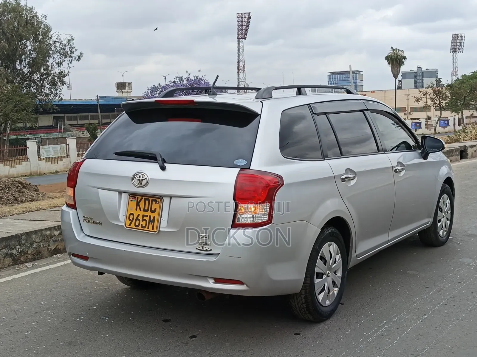 Toyota Corolla Fielder 2012 Silver