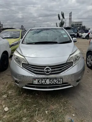 Nissan Note 1.2 Petrol 2012 Silver