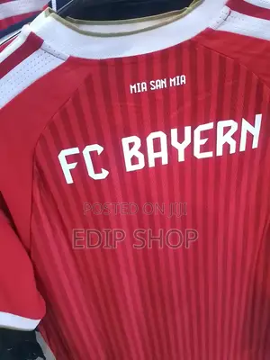 Bayern Munichen Home Kit PV 2026/27