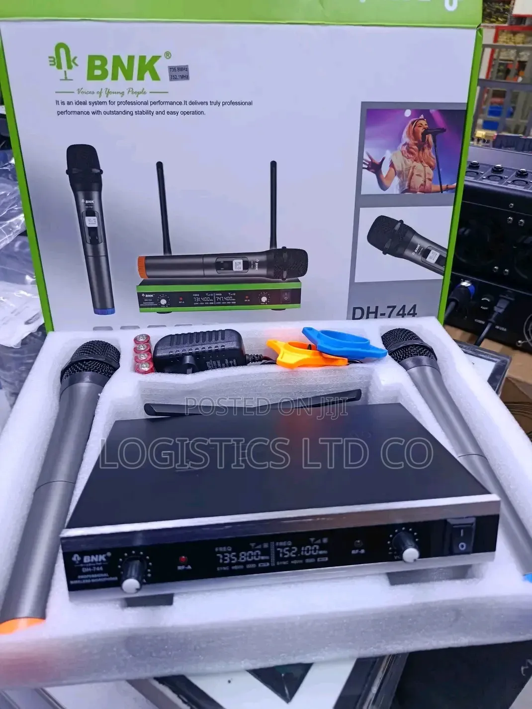 Max DH-744 Dual Channel Wireless Microphone High Quality Mic
