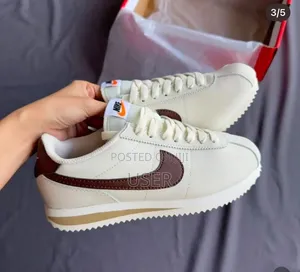 Nike Cortez