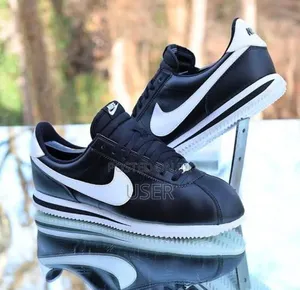 Nike Cortez