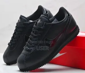 Nike Cortez