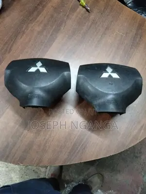 Mitsubishi Outlander Steering Airbag