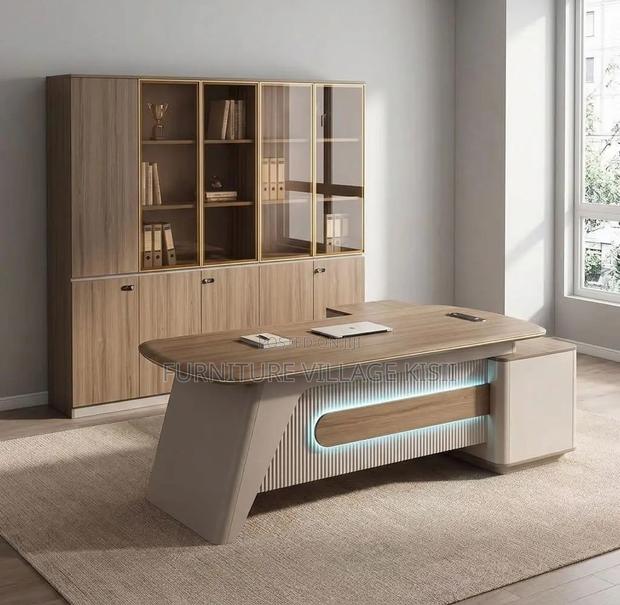 Office Desk; Executive Mordern Designed Office Desk 1800mm - thumbnail 3