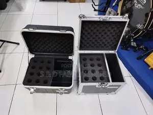 Plastic/Metal Microphone Case