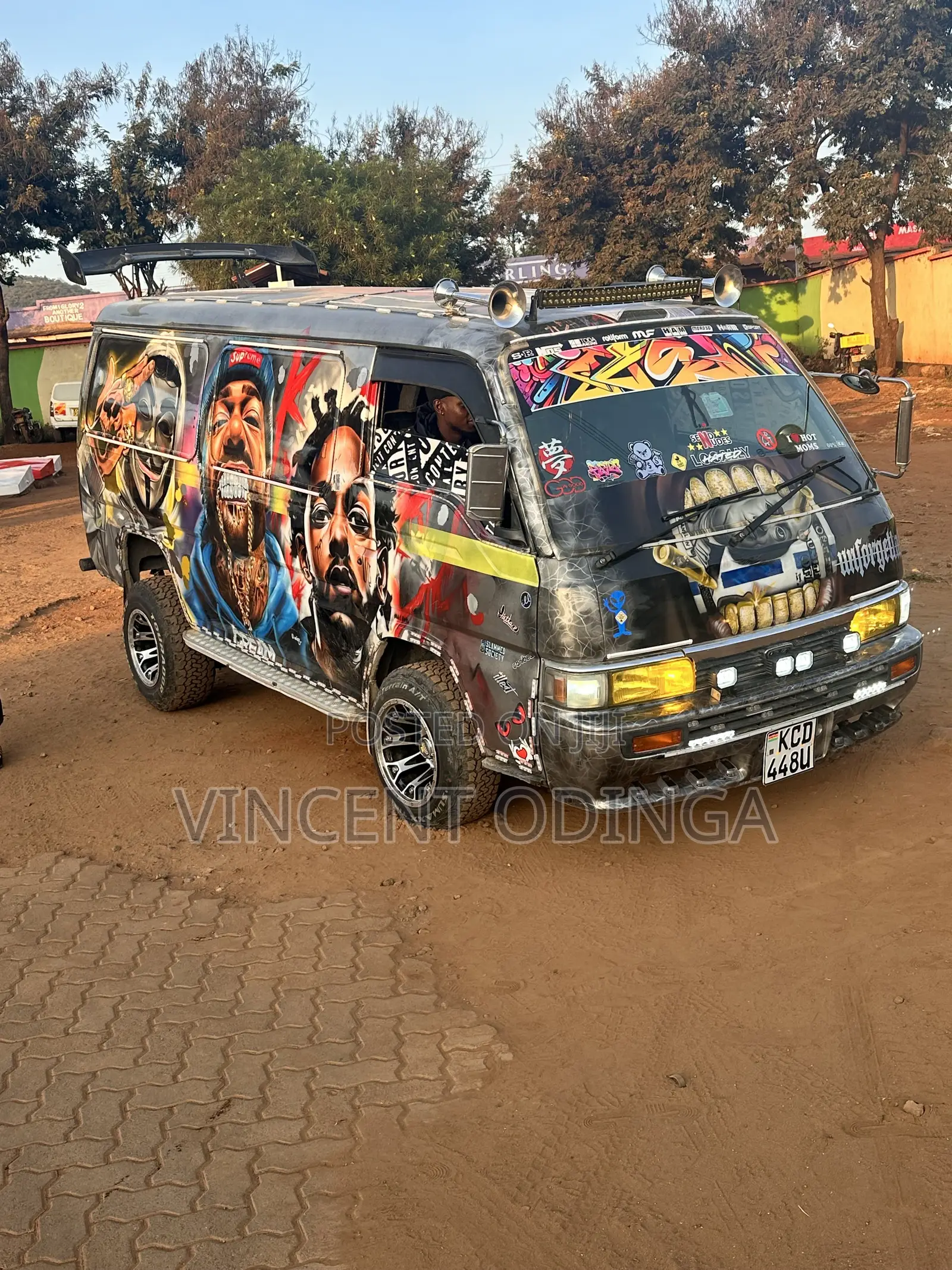 Nissan Caravan (Urvan) 2019 Black