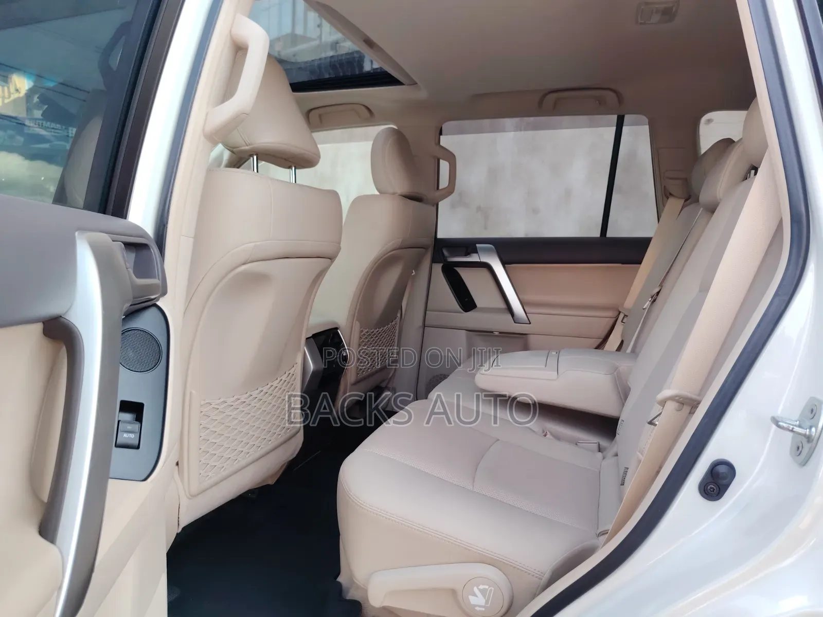 Toyota Land Cruiser Prado 2.8 2022 White