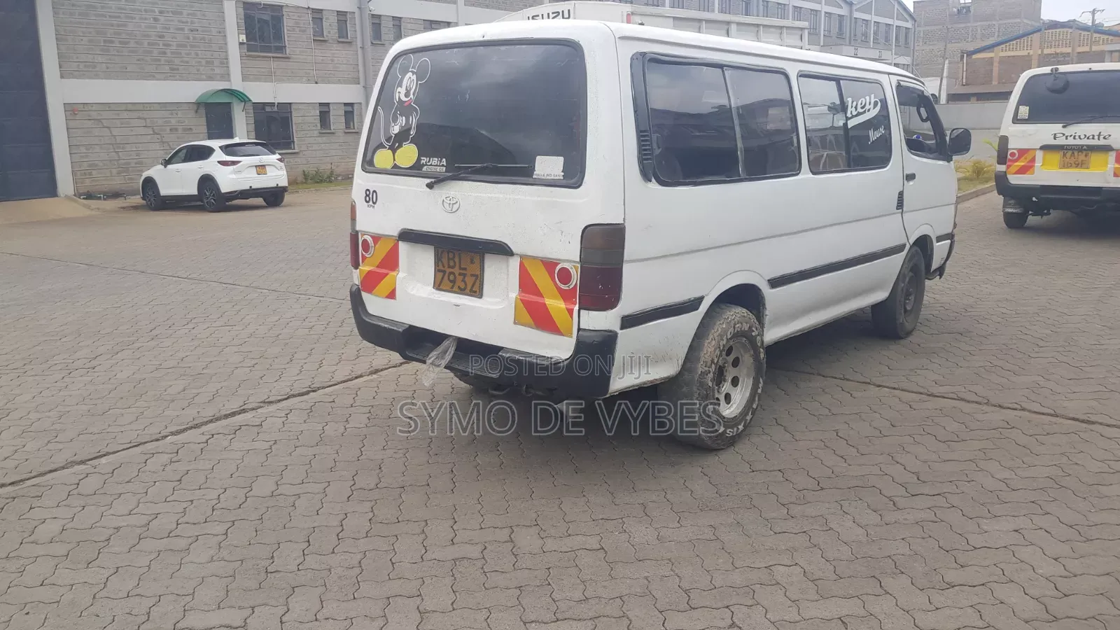 Toyota HiAce 2003 White