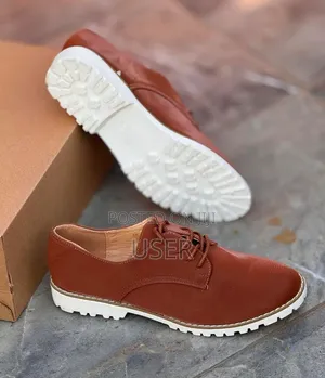 Roberto Carvali Brogues