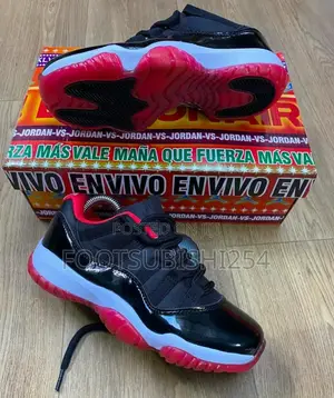 Jordan 11 Lowcut