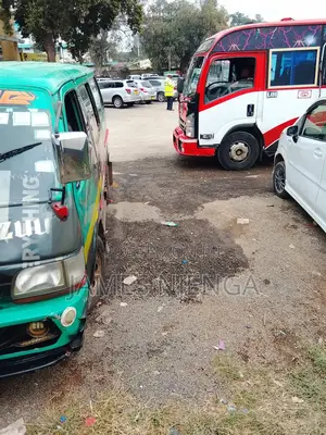 Toyota HiAce 2001 Green