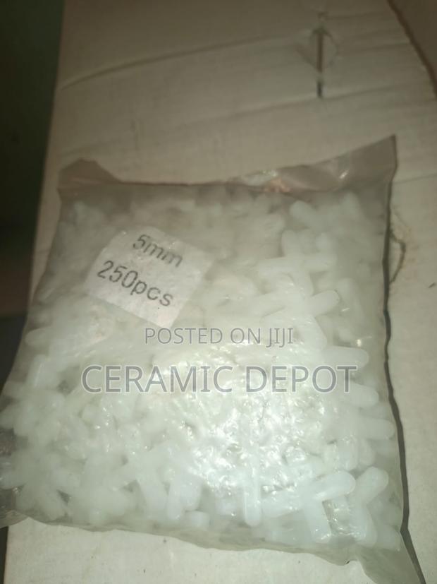 Tile Spacer 5mm 200pcs