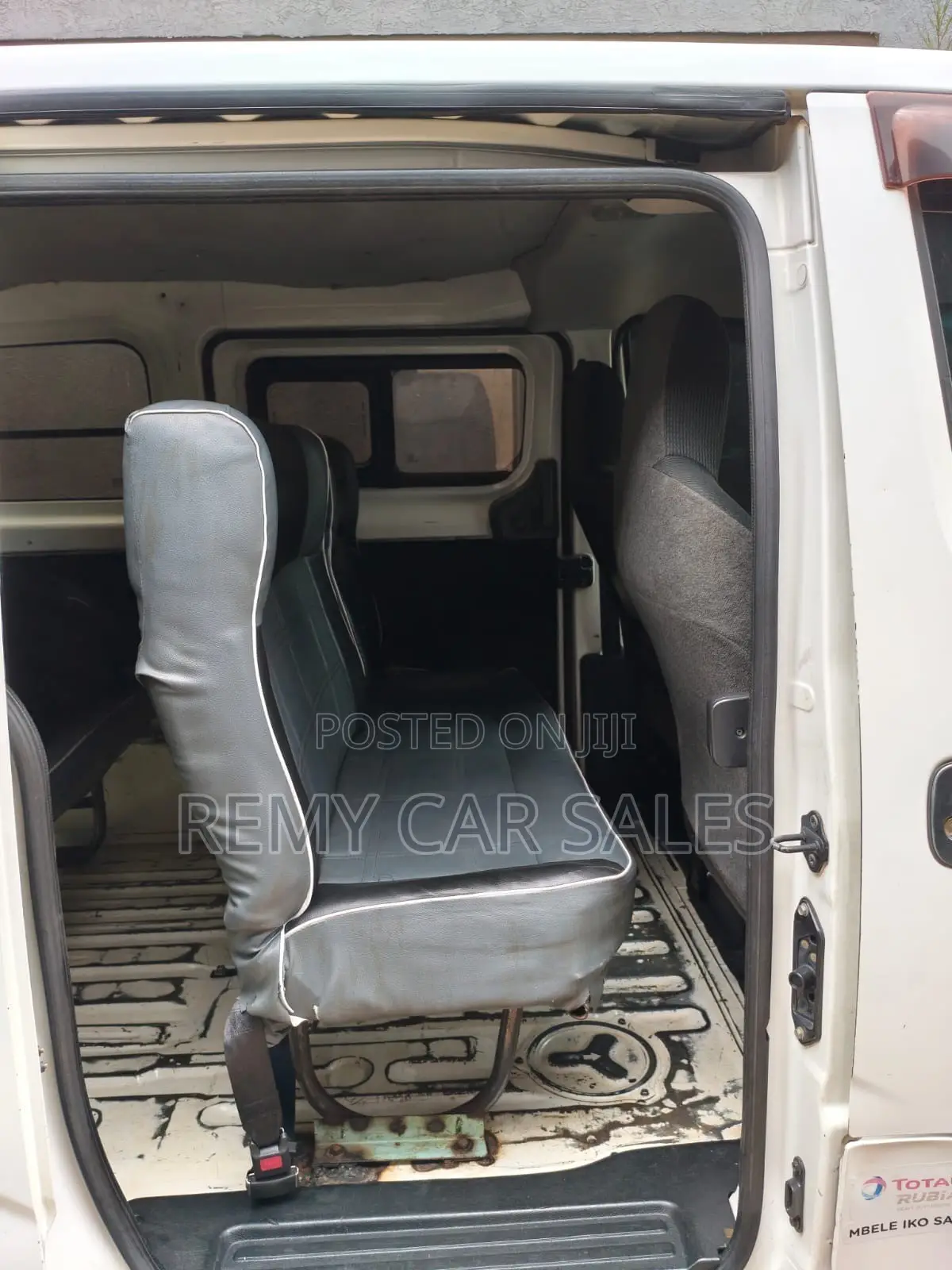 Nissan NV200 2009 White