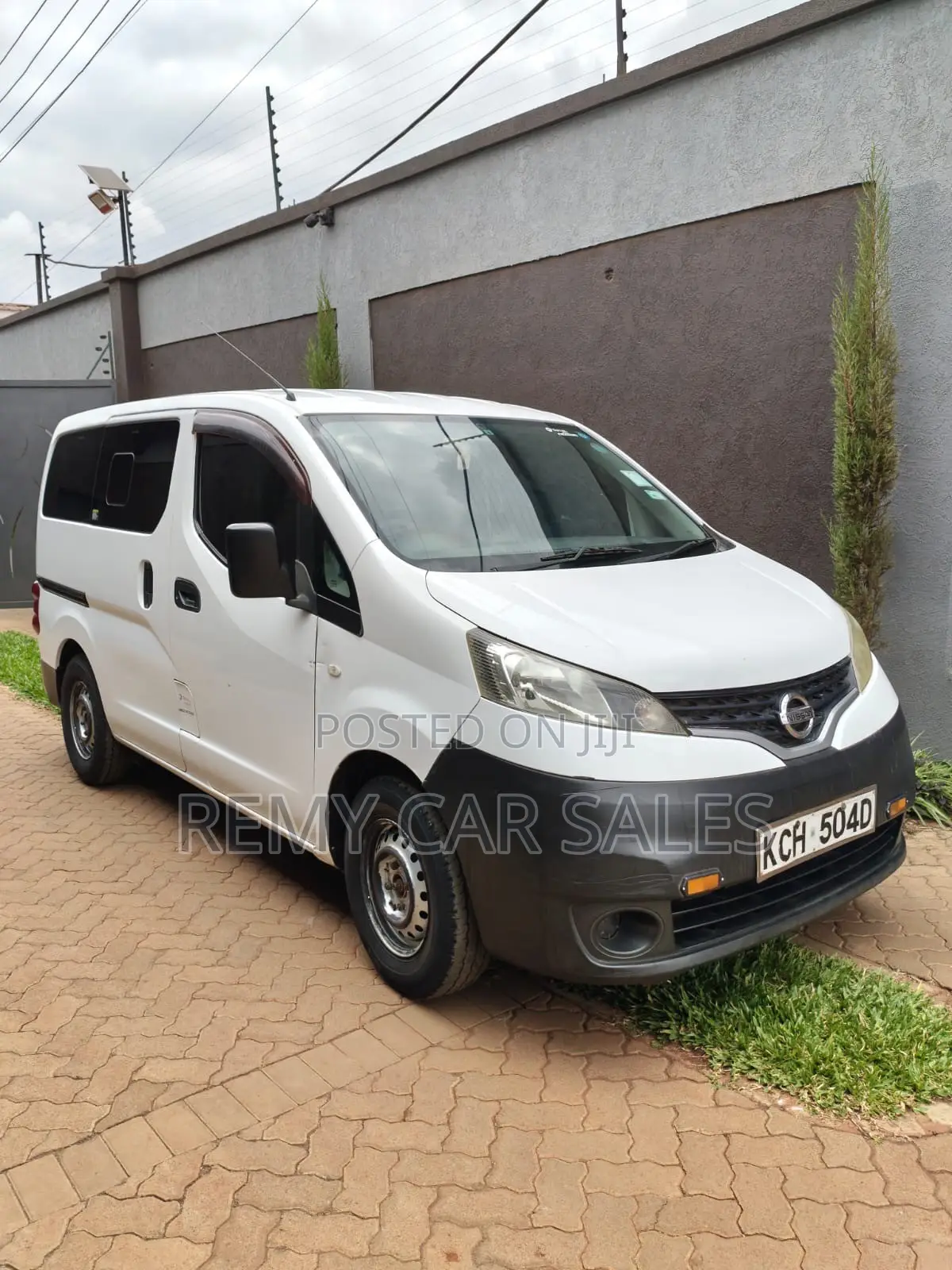 Nissan NV200 2009 White
