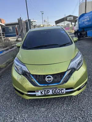 Nissan Note 1.2 Hybrid 2017 Green