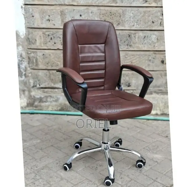 Modern Office Leather Chair : Brown Staff Chair