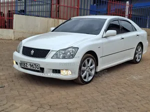 Toyota Crown 2007 White