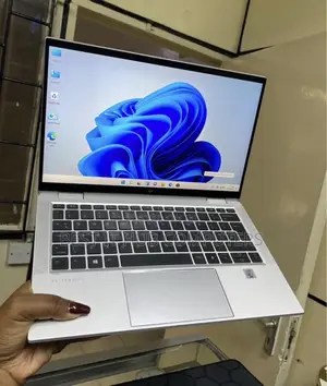 Laptop HP EliteBook x360 1030 G7 16GB Intel Core i7 SSD 256GB