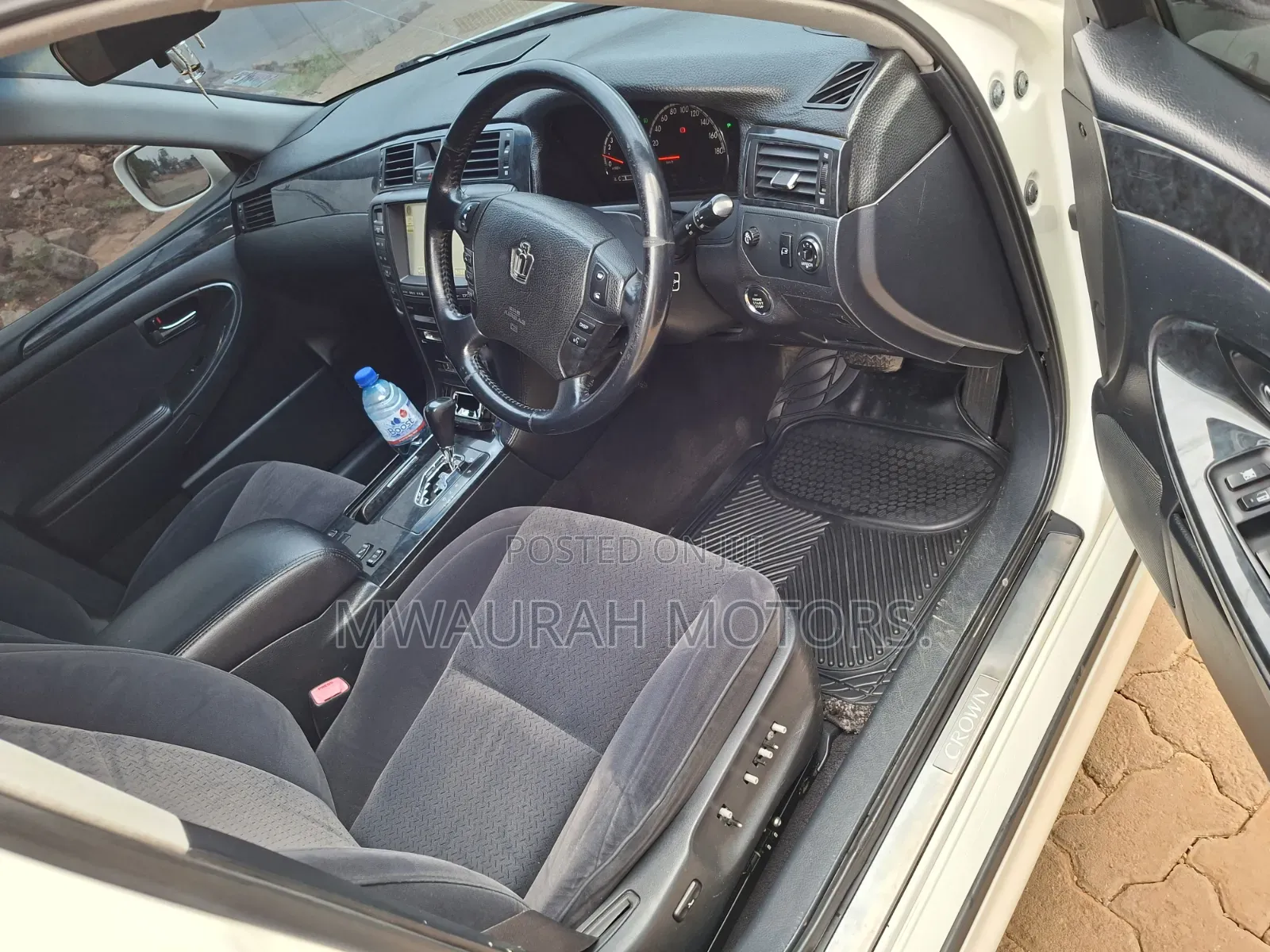 Toyota Crown 2007 White