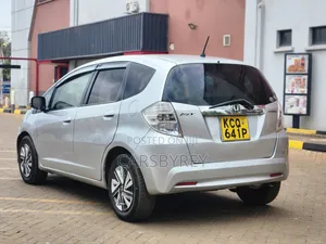 Honda Fit 2012 Silver