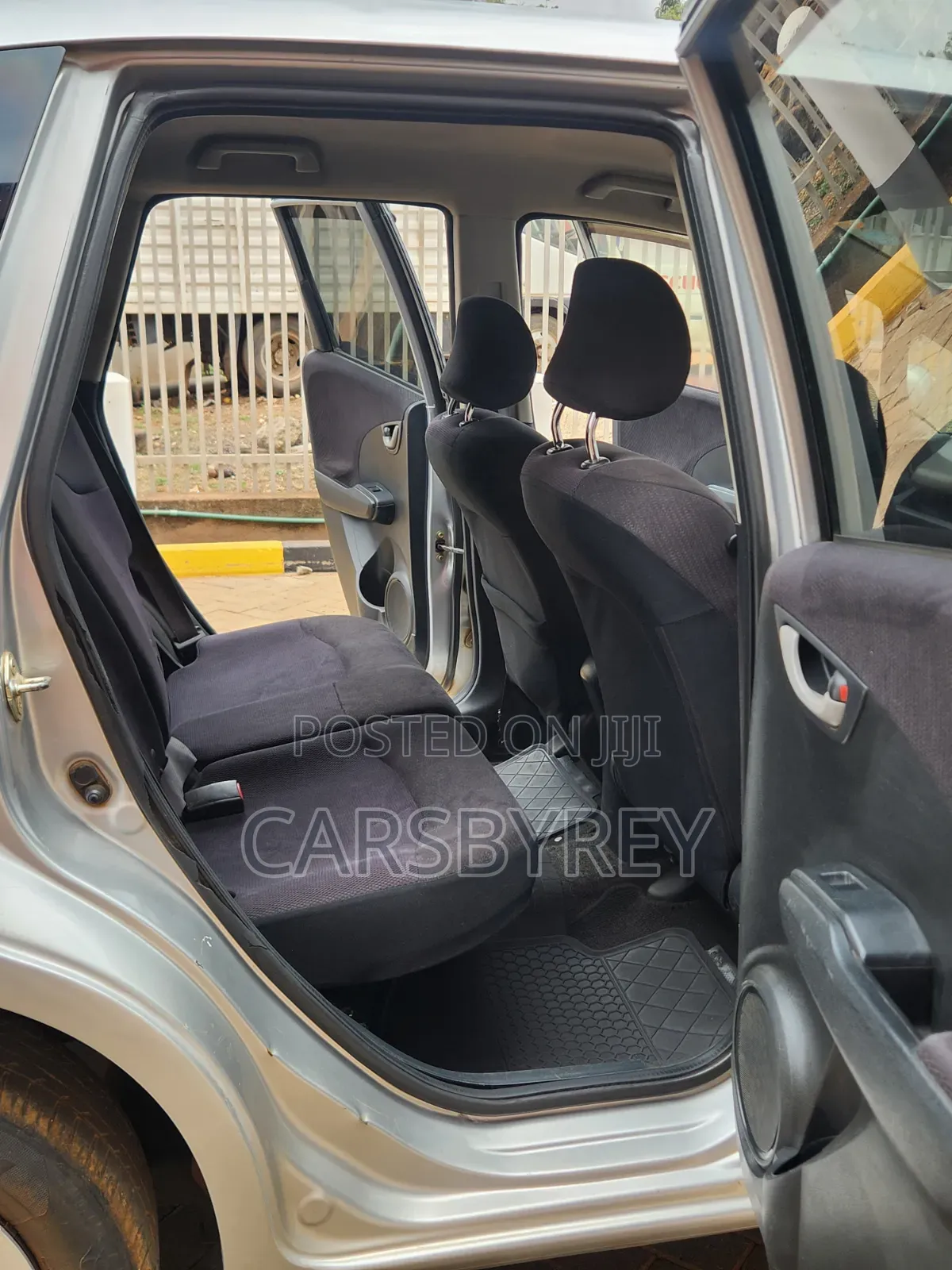 Honda Fit 2012 Silver