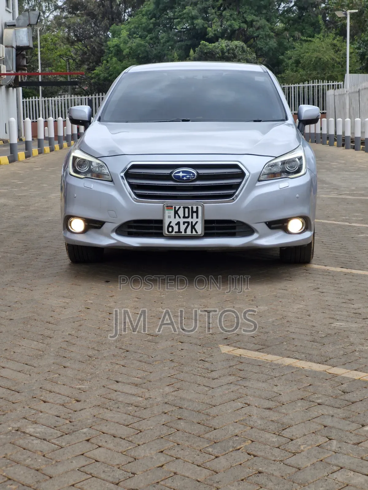 Subaru Legacy 2.5i 4dr Sedan AWD (2.5L 4cyl 6M) 2014 Silver
