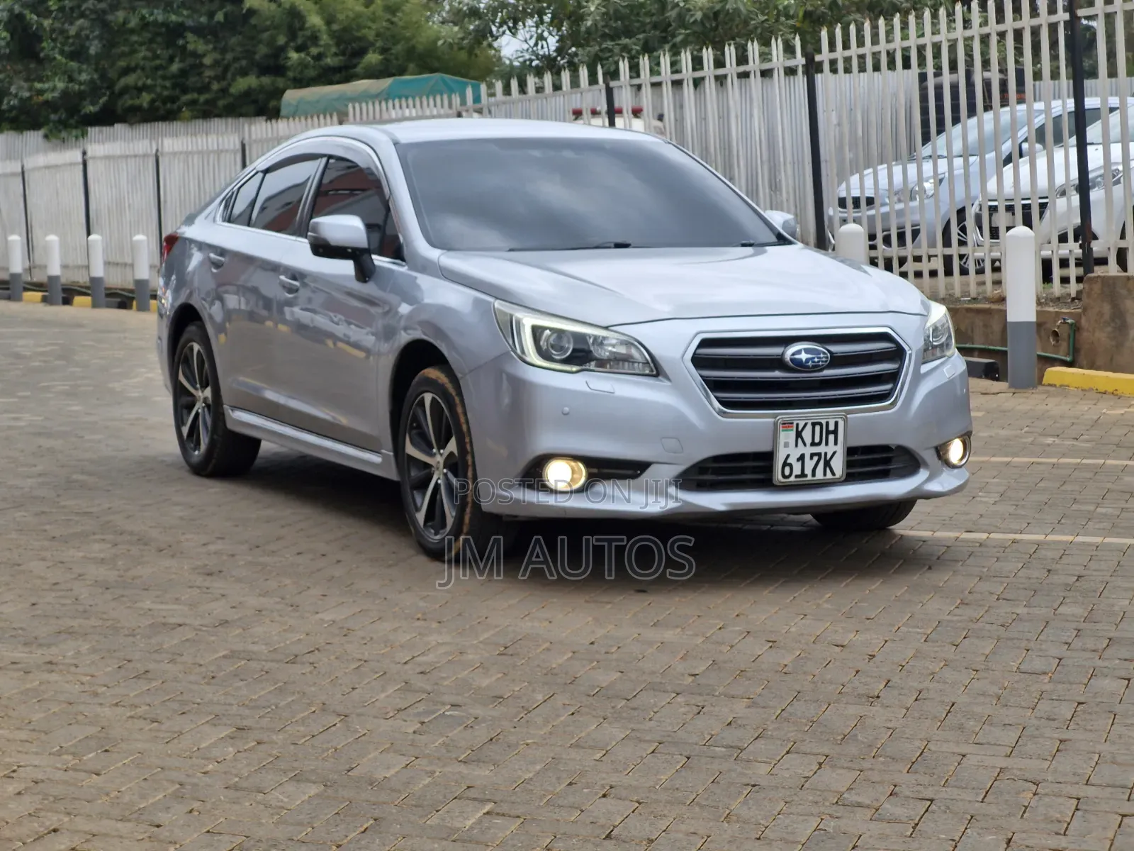 Subaru Legacy 2.5i 4dr Sedan AWD (2.5L 4cyl 6M) 2014 Silver