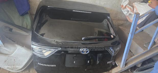 Toyota Harrier 2015 Automatic Boot - thumbnail 2