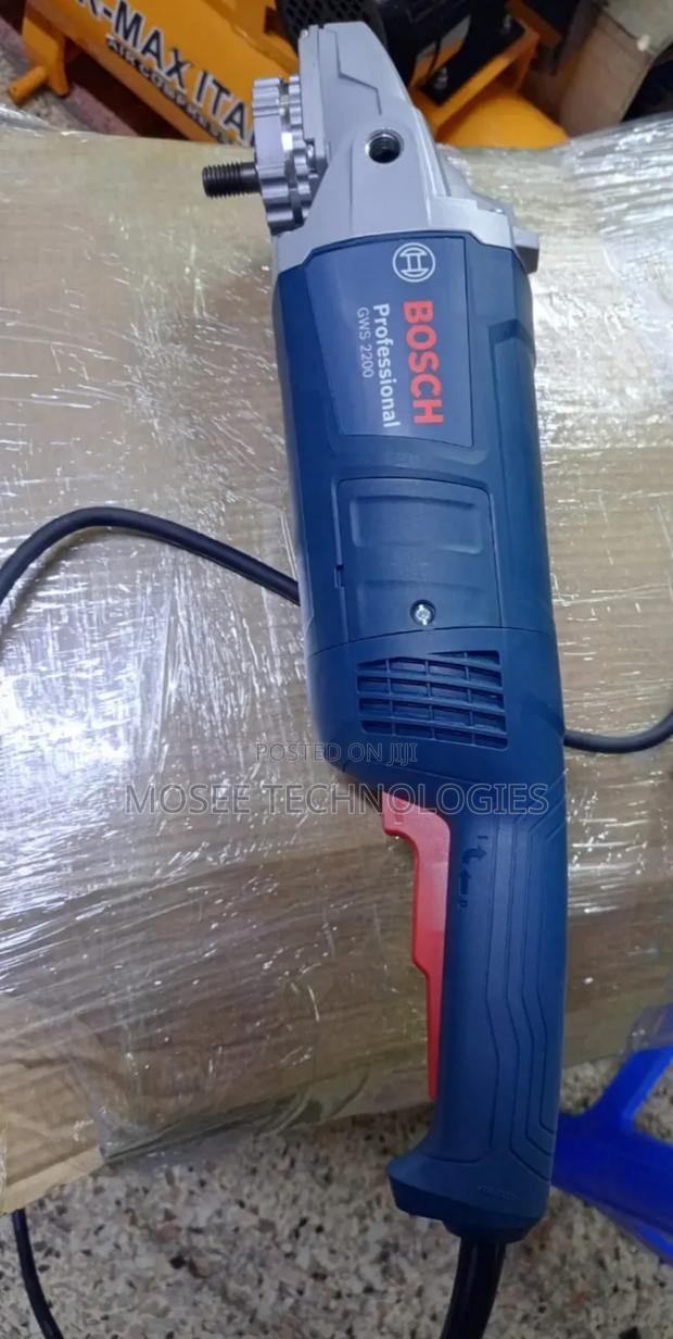 Bosch Professional Angle Grinder - main view