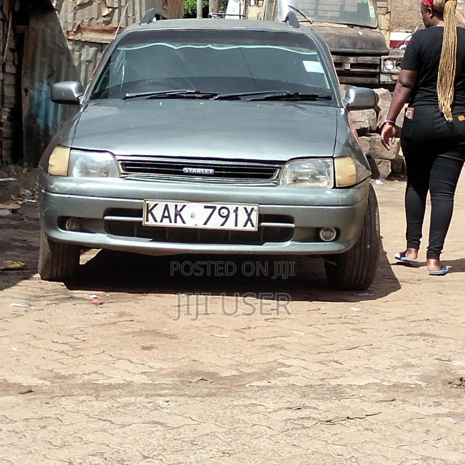 Toyota Starlet 1998 Gray