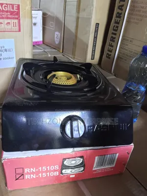 Rashnik Table Top Single Gas Cooker With Auto Ignition 