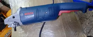 Bosch Heavy-Duty Angle Grinder