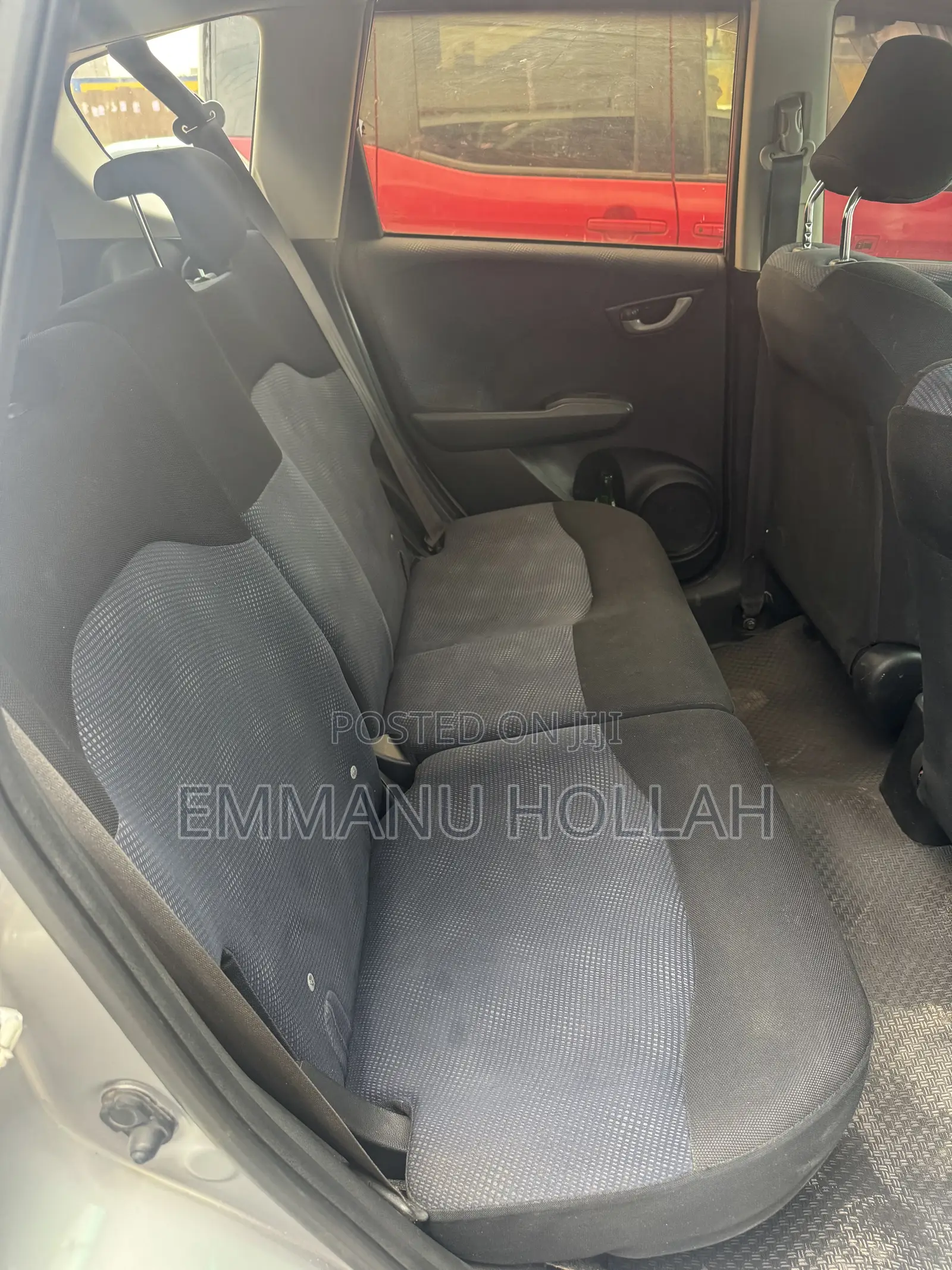 Honda Fit Automatic 2011 Silver